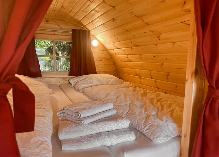 Wiesenhaus Wohnen Im Schlaffass * Cologne