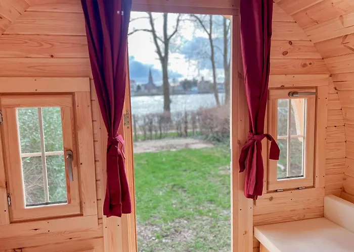 Camping Wiesenhaus Wohnen Im Schlaffass