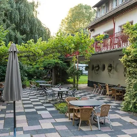 Wiesenhaus Wohnen Im Schlaffass