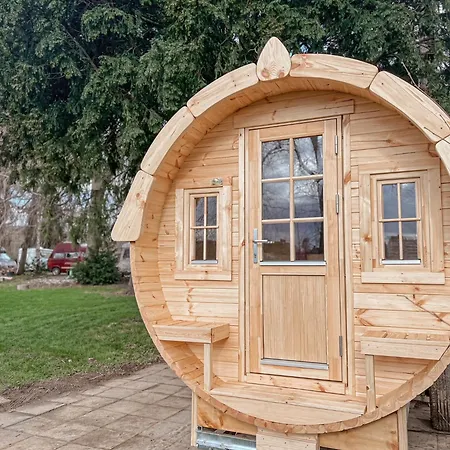 Wiesenhaus Wohnen Im Schlaffass Camping *