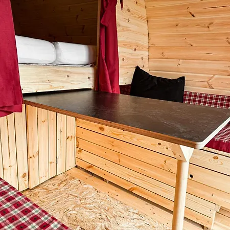 Camping Wiesenhaus Wohnen Im Schlaffass Keulen